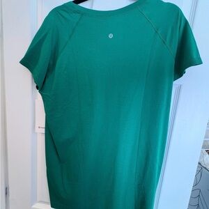 lululemon athletica Racer Green Short Sleeve Performance Tee